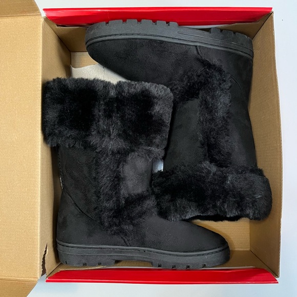 Style & Co. Shoes - Style & Co • 7 • Witty Winter Faux Fur Boot Black